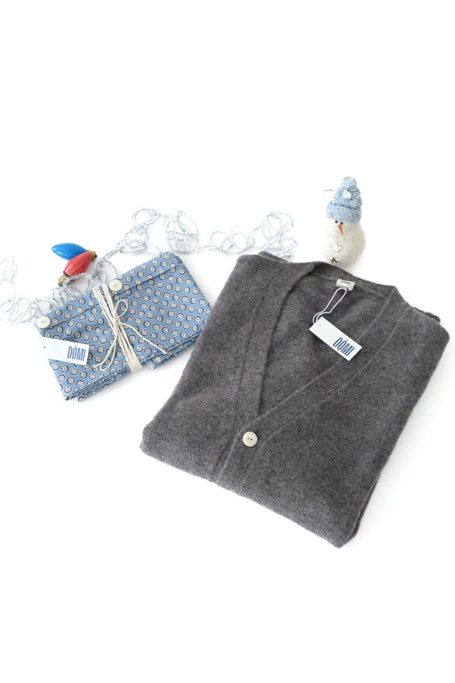 Pillow Slips + Bed Sweater - D o m i  